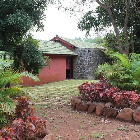 Cherilyn Monta Resort - Ratnagiri Vatul Luaran gambar