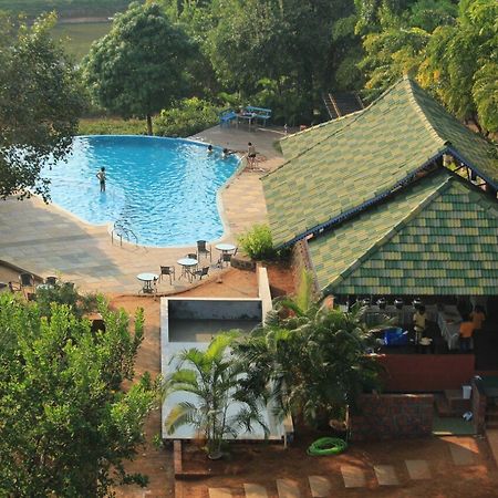 Cherilyn Monta Resort - Ratnagiri Vatul Luaran gambar