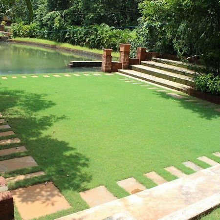 Cherilyn Monta Resort - Ratnagiri Vatul Luaran gambar