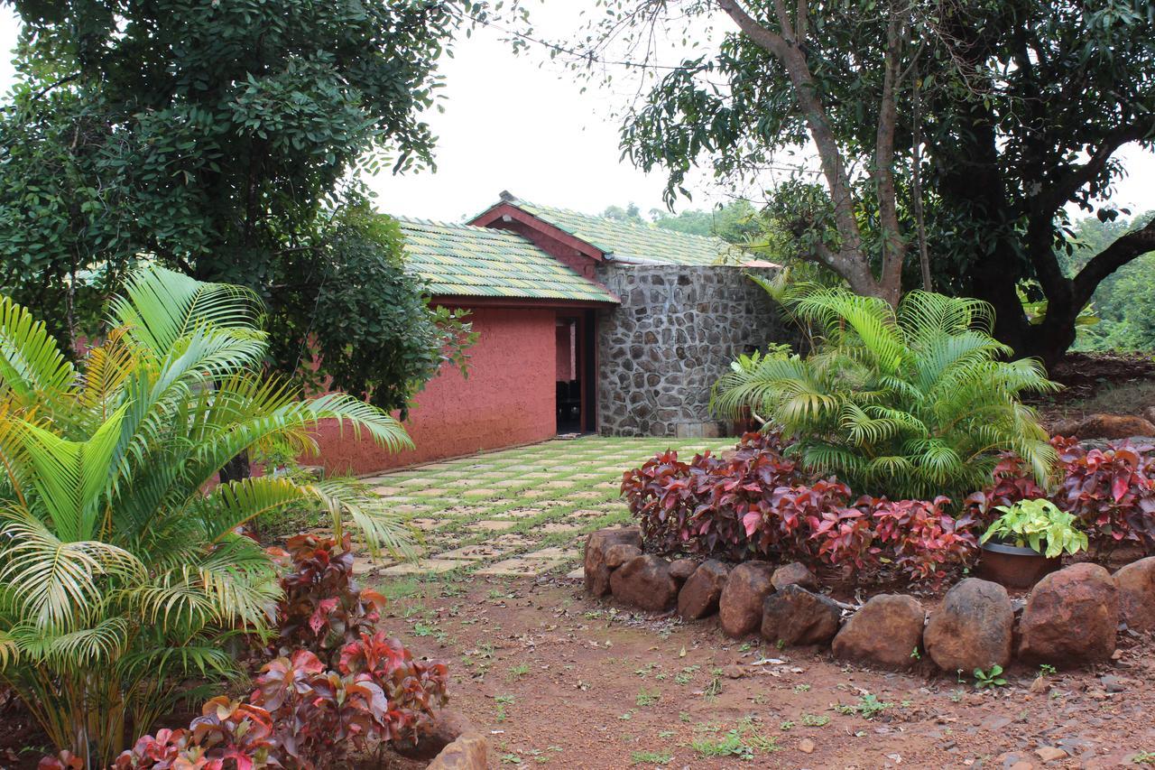 Cherilyn Monta Resort - Ratnagiri Vatul Luaran gambar