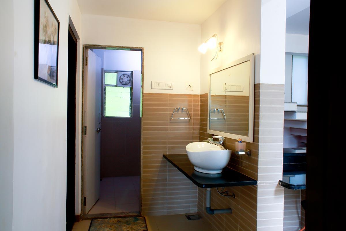Cherilyn Monta Resort - Ratnagiri Vatul Luaran gambar