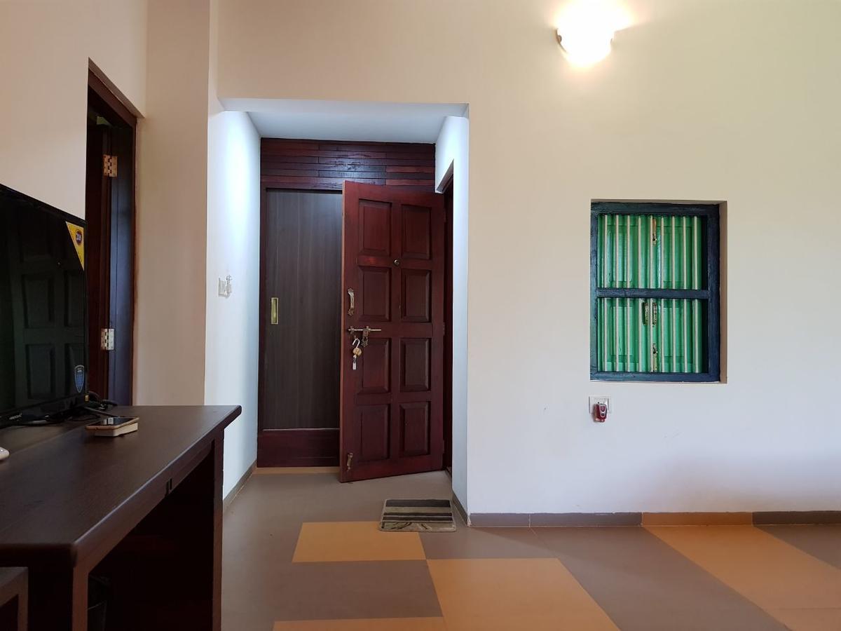 Cherilyn Monta Resort - Ratnagiri Vatul Luaran gambar