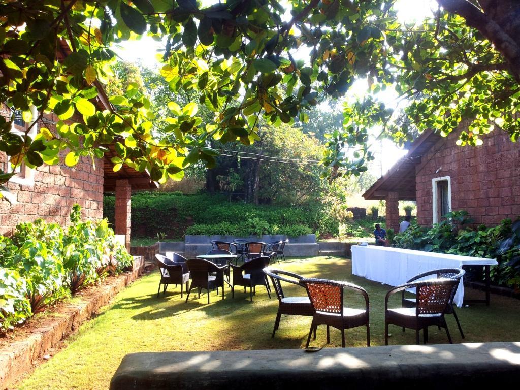 Cherilyn Monta Resort - Ratnagiri Vatul Luaran gambar