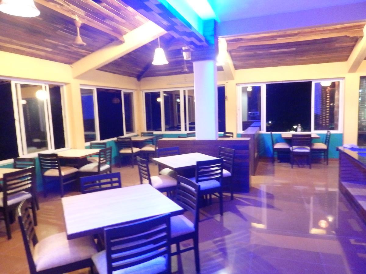 Cherilyn Monta Resort - Ratnagiri Vatul Luaran gambar